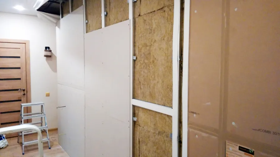 Оклейка металлического профиля демферной лентой "СтопЗвук"