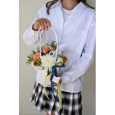 Цветочная композиция учителю / воспитателю № 853