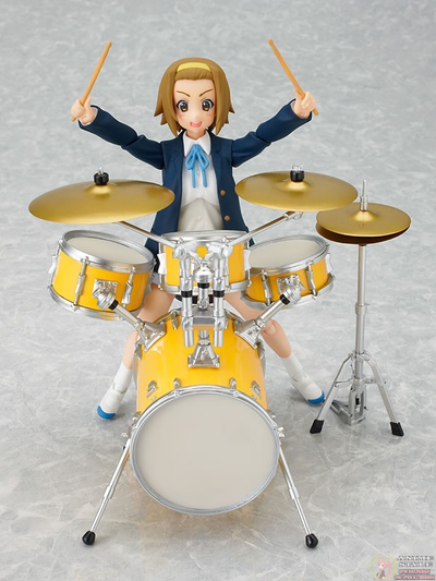 Фигурка фигма Рицу Тайнака (figma Tainaka Ritsu School Uniform Ver.)