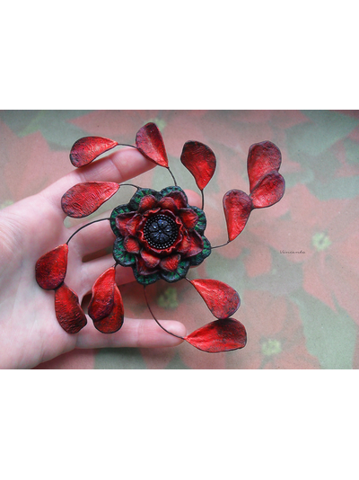 Крупная брошь в авангардном стиле "Вихрь страстей. Цветок Фриды"