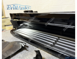 Подножки с подсветкой Toyota Land Cruiser 300 черные