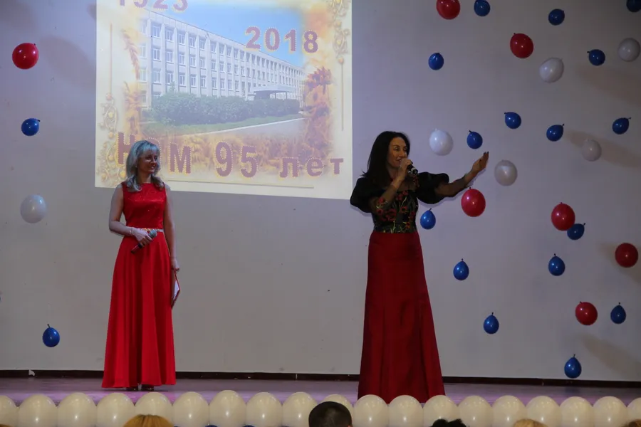 Певица Афина