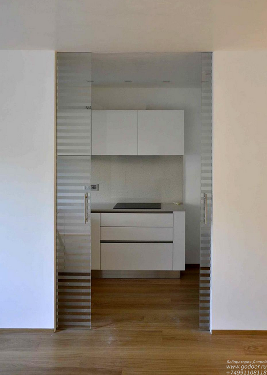 Inside Glass Vstraivaemaya V Potolok Razdvizhnaya Sistema