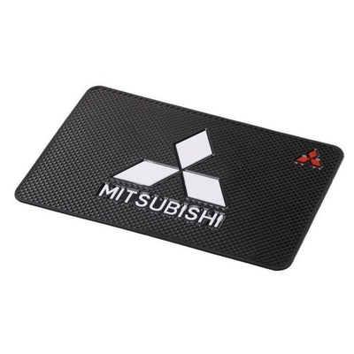 Коврик на торпеду с логотипом MITSUBISHI