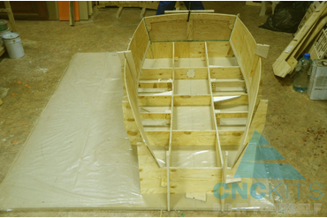 Сборка корпуса яхты Оптимист Фото 4