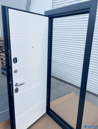 Феррони 9 см Серебро Эмалит белый