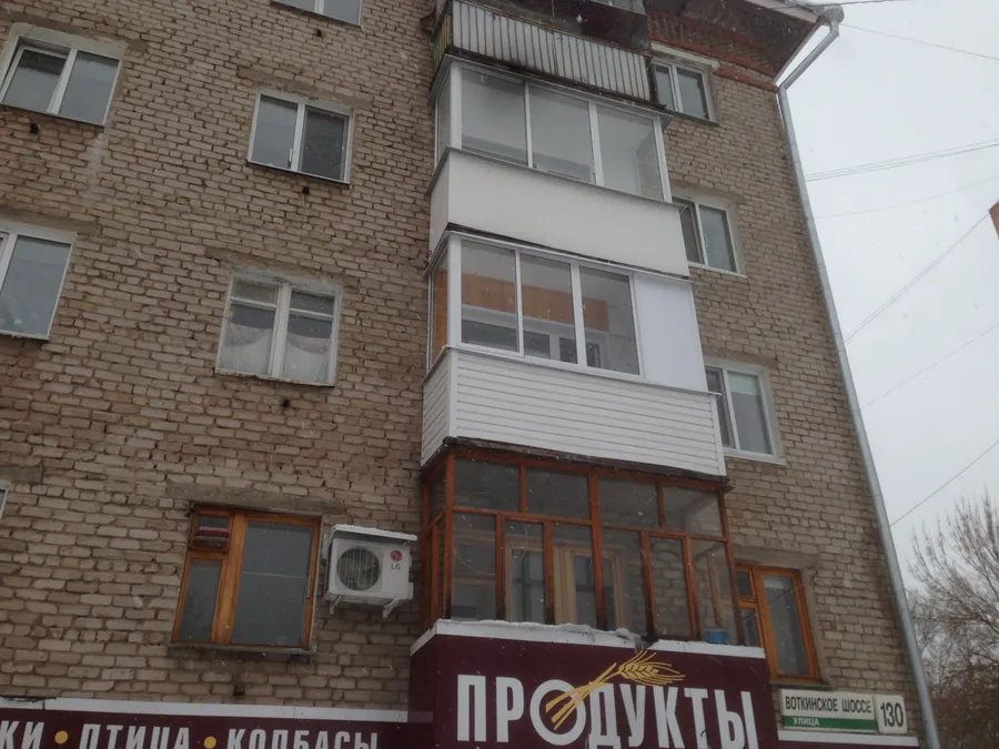 Установка алюминиевой раздвижной конструкции В. Шоссе 130