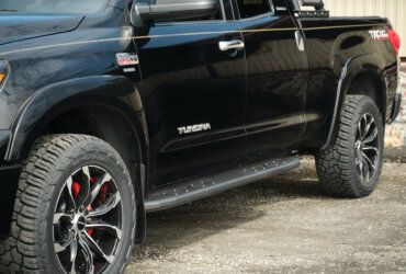 Пороги силовые BMS URBAN для Tayota Tundra Double Cab 2007-2021