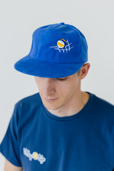 Кепка с прямым козырьком синяя (мяч пляжный)