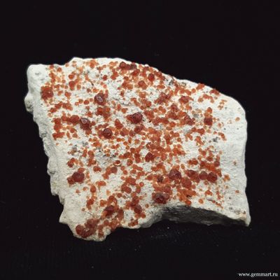 Спессартин (разн. граната). Китай. 43*43*26мм