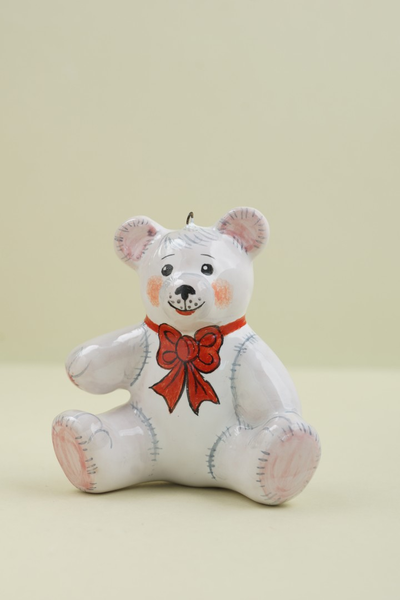 Медвежонок плюшевый