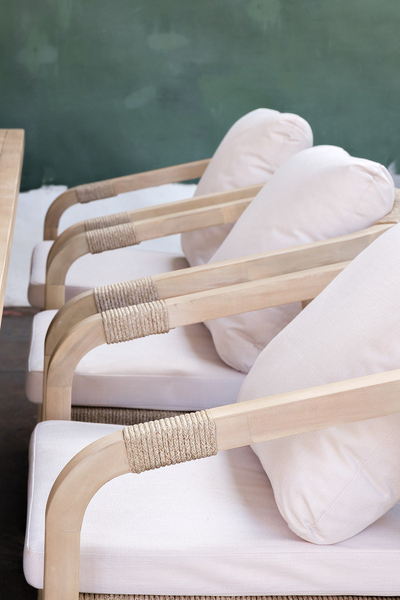 Обеденная группа из массива акации Rimini XL