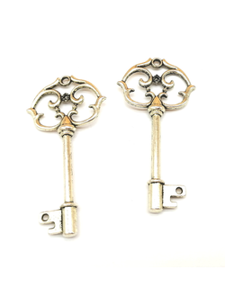 Подвеска металлическая, ключ 5