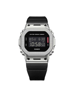 Часы Casio G-Shock GM-5600M-1A