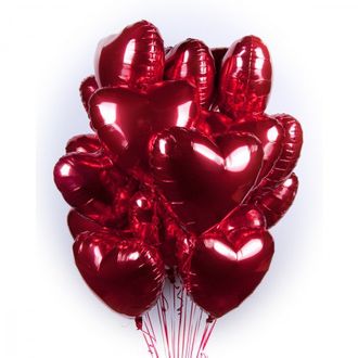 15 красных сердец воздушных шаров