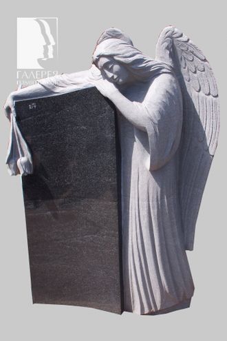 Памятник из карельского гранита Ангел