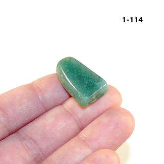 Авантюрин натуральный (галтовка) зеленый №1-114: 4,7г - 25*14*7мм