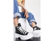 С чем носить Конверс  Chuck Taylor All Star Lugged 2.0 черные кожаные A03704C