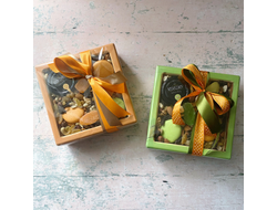 Праздничный бокс с макарунс