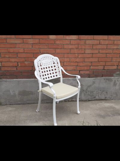 Белая мебель из литого алюминия Vienna 6