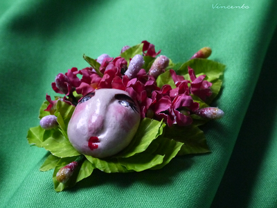 Яркая брошь в стиле шебби-шик "Принцесса Цветов. Весенний Театр"