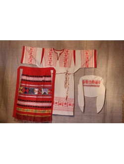 Русская народная женская рубаха "Покосная с плетеным поясом."