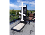 Христианский мемориальный комплекс с Крестом на могилу
