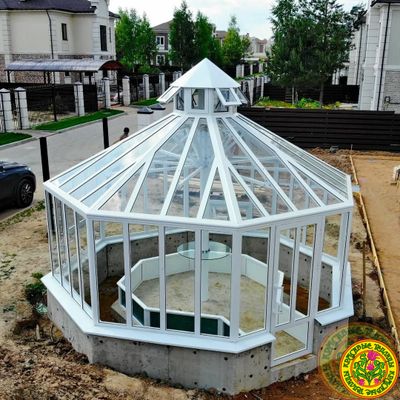 Базовая комплектация восьмигранной оранжереи – теплицы БРИТАНИКА