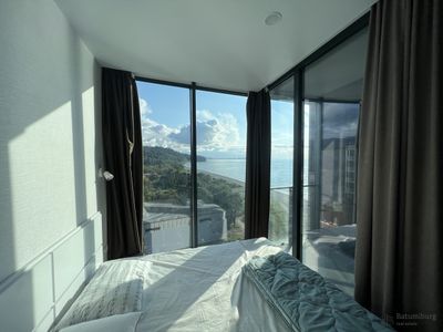 Студия с видом на море в долгосрочную аренду, пригород Батуми, 11-й этаж. До моря 50 метров!