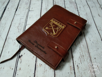 подарок руководителю, Ежедневник с гербом ЛО, ежедневник из натуральной кожи, оригинальный подарок