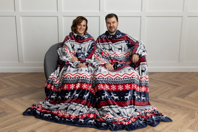 Парный плед с рукавами "Зимняя сказка" из велсофта (микрофибры)