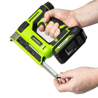 Степлер аккумуляторный Greenworks G24CS10 24V