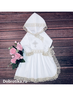 Крестильное платье с капюшоном и запахом "Нарядница": 100% хлопок (премиум-сатин),  кружево нежного бежевого оттенка, размеры на 62, 68, 74, 80, 86, 92 рост ( в см.),  можно вышить любое имя