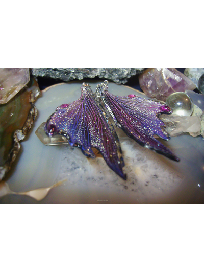&quot;Крылышки электрической феи ледяных молний&quot;, серьги с рубинами, родолитами и танзанитами