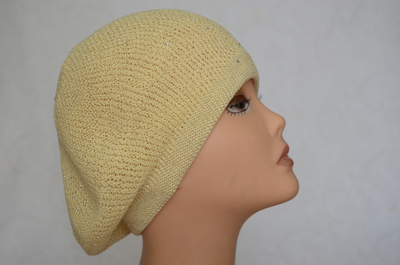 Желтый весенний вязаный берет фото беретов на весну - осень