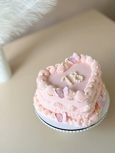 Сердце с бабочками