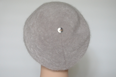 Итальянский вязаный берет из мохера Вицио фото