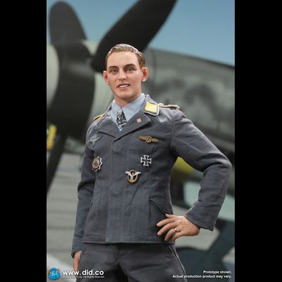 ПРЕДЗАКАЗ - Пилот Люфтваффе - Коллекционная фигурка 1/6 WWII German Luftwaffe Ace Pilot – Erich Hartmann (D80190) - DID ?ЦЕНА: 26300 РУБ.?