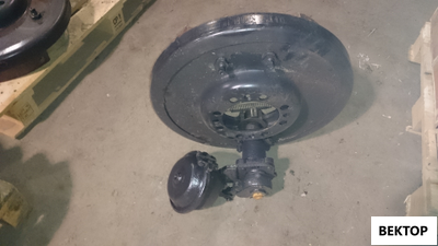 Щит тормоза в сборе Т-150 151.38.013Д