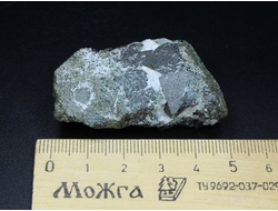 Магнетит, Кальцит, сросток кристаллов, Мурманская об-сть, Ковдор (49*31*20 мм, 50 г) №26592