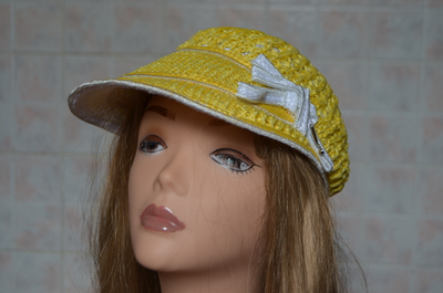 zheltaya-beysbolka-zhenskaya-vyazanaya-kupit