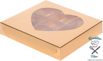 Коробка для конфет с окошком сердце 155*155*30, золото