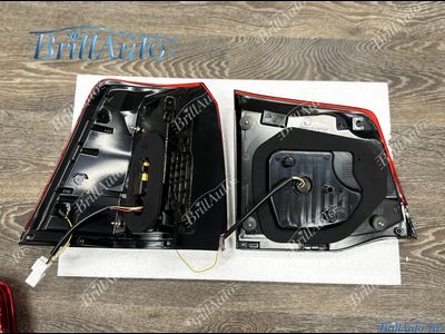 Стопы Toyota Land Cruiser 200 15-21 БЕГАЮЩИЕ красные