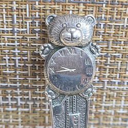 Гравировка на серебряной ложечке