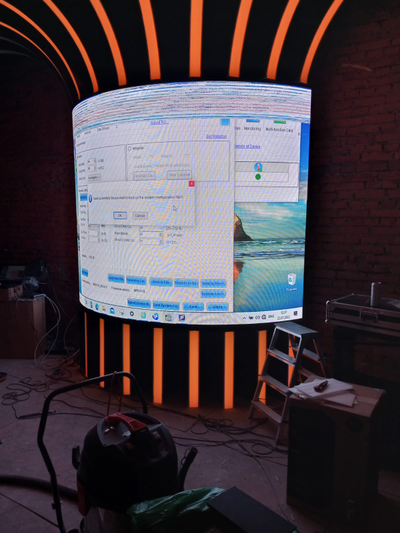 Радиусный кабинет для светодиодного экрана