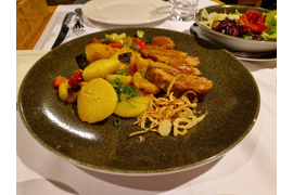 Поездка из Дубровника в Национальный парк Хорватии - Плитвицкие озёра. Комфортабельный автомобиль ( 1-4 чел.)