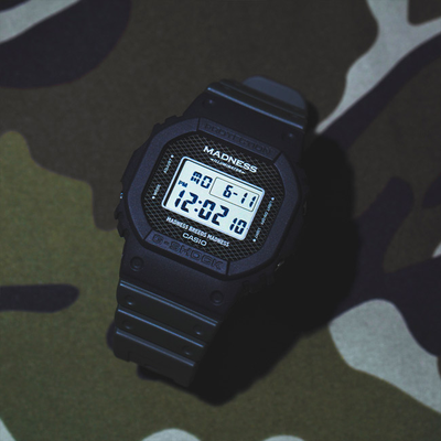 Часы Casio G-Shock DW-5000MD-1