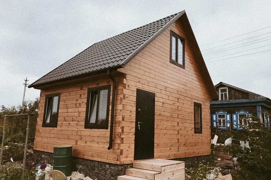 Строительство бани из бруса с комнатой отдыха 