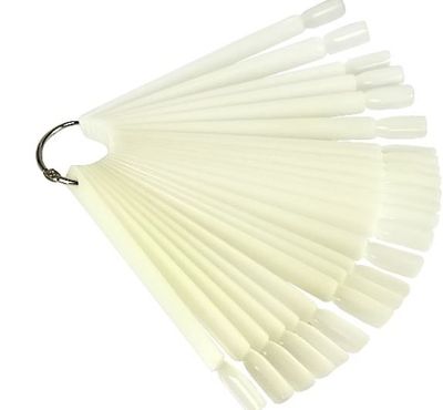 ПАЛИТРА ПЛАСТИКОВАЯ НА КОЛЬЦЕ  50шт ---PALETA DE PLASTIC PE INEL 50b