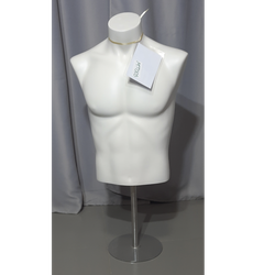 Практичный мужской торс для демонстрации аксессуаров